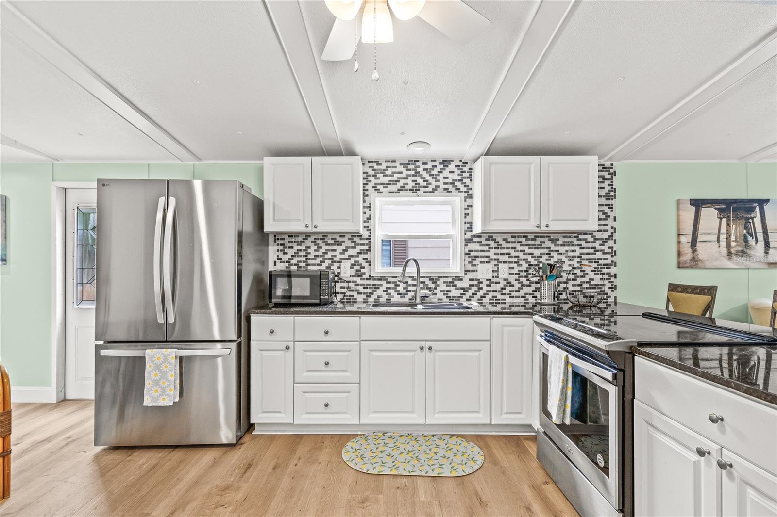 Image 12 of 36 For 15010 113th Avenue 36