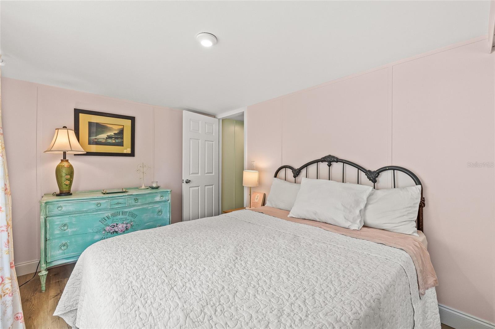 Image 22 of 36 For 15010 113th Avenue 36