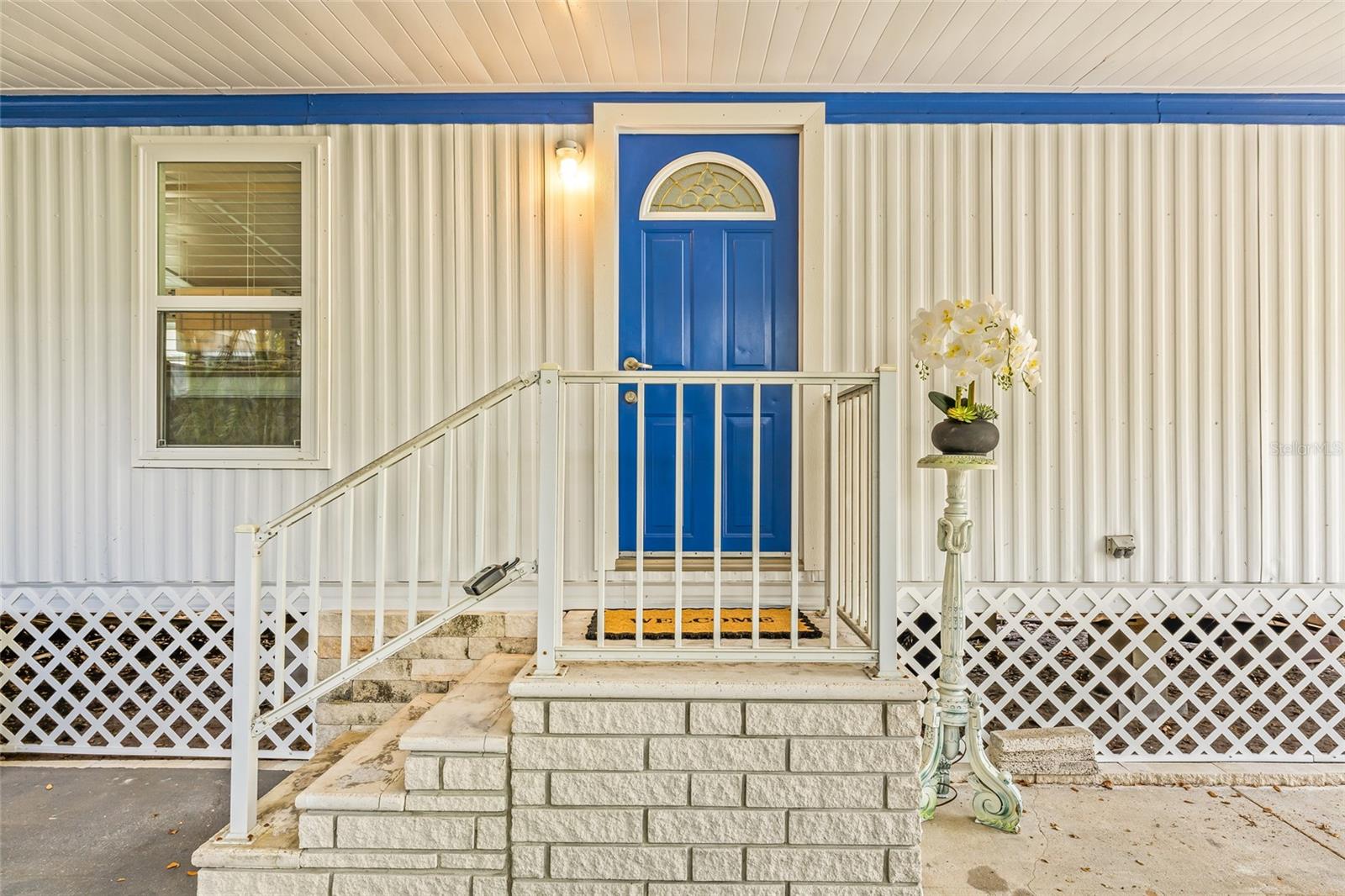Image 4 of 36 For 15010 113th Avenue 36