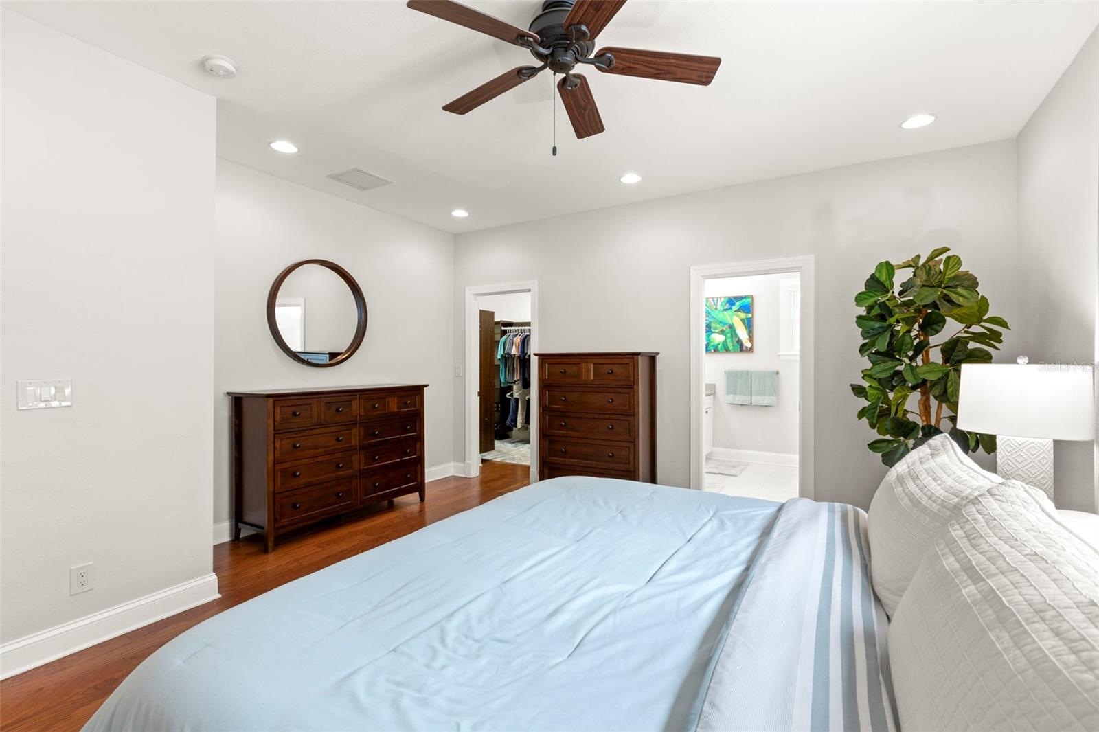 Image 31 of 50 For 626 16th Avenue Ne