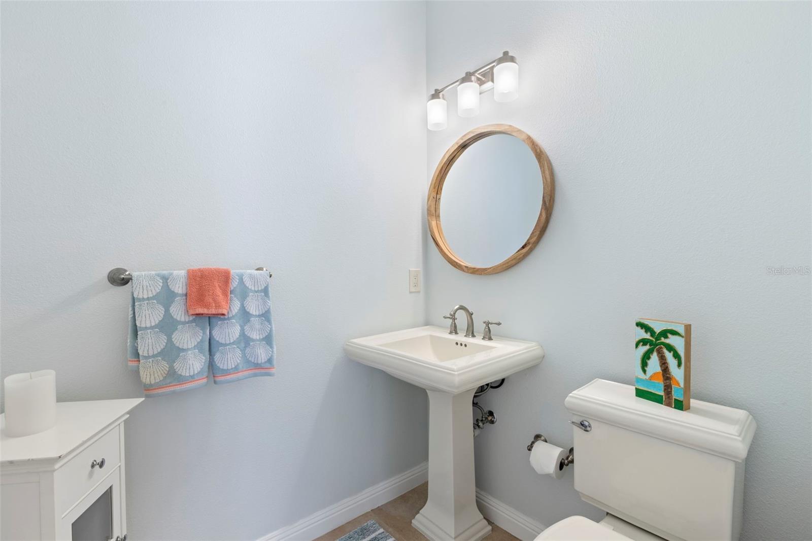 Image 39 of 50 For 626 16th Avenue Ne