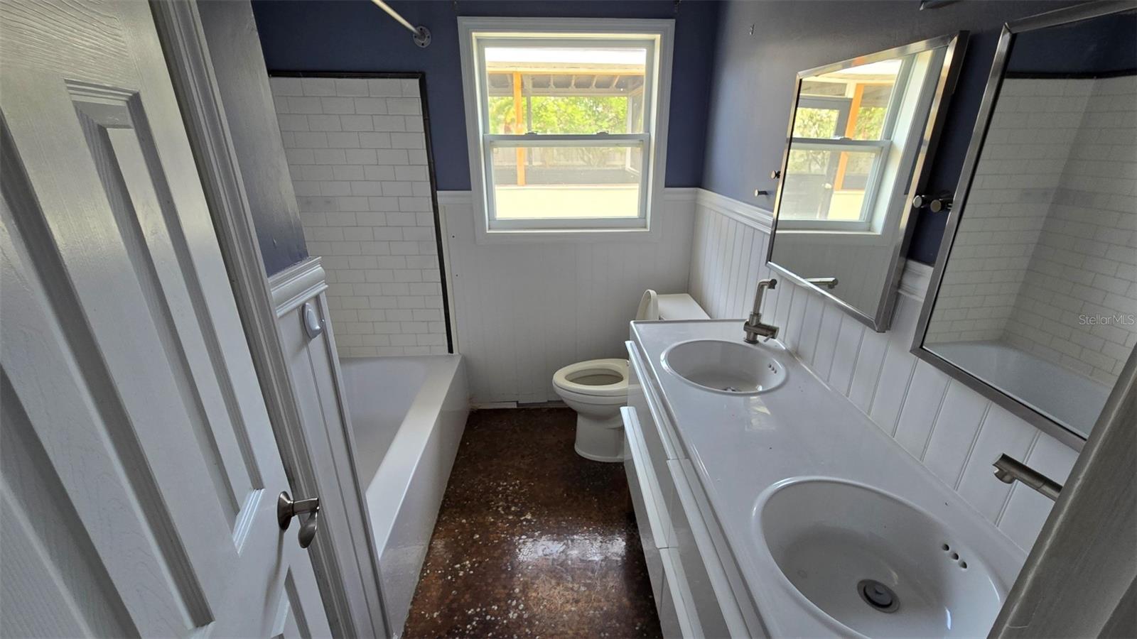 Image 10 of 19 For 3925 Eden Roc Circle