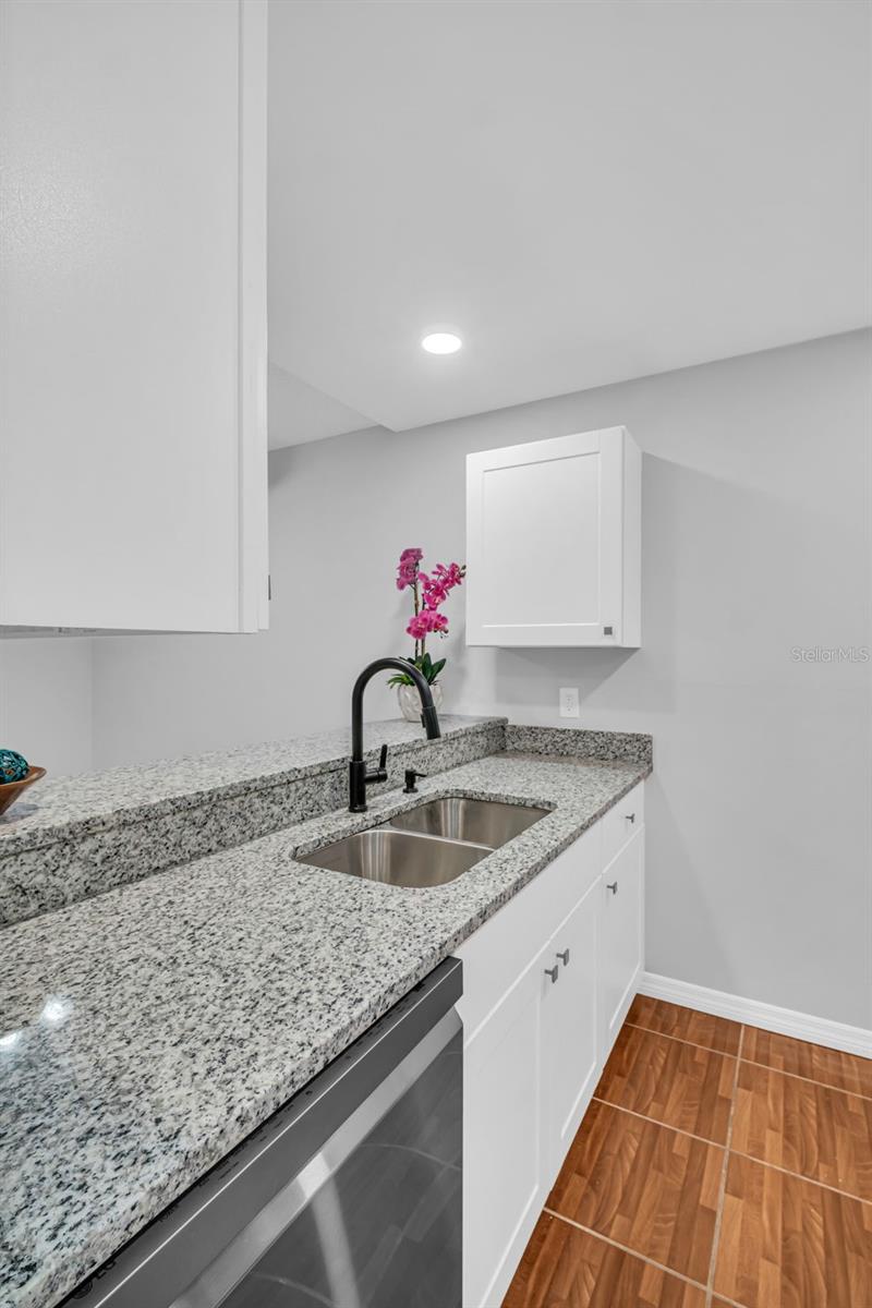 Image 11 of 55 For 714 1st Court