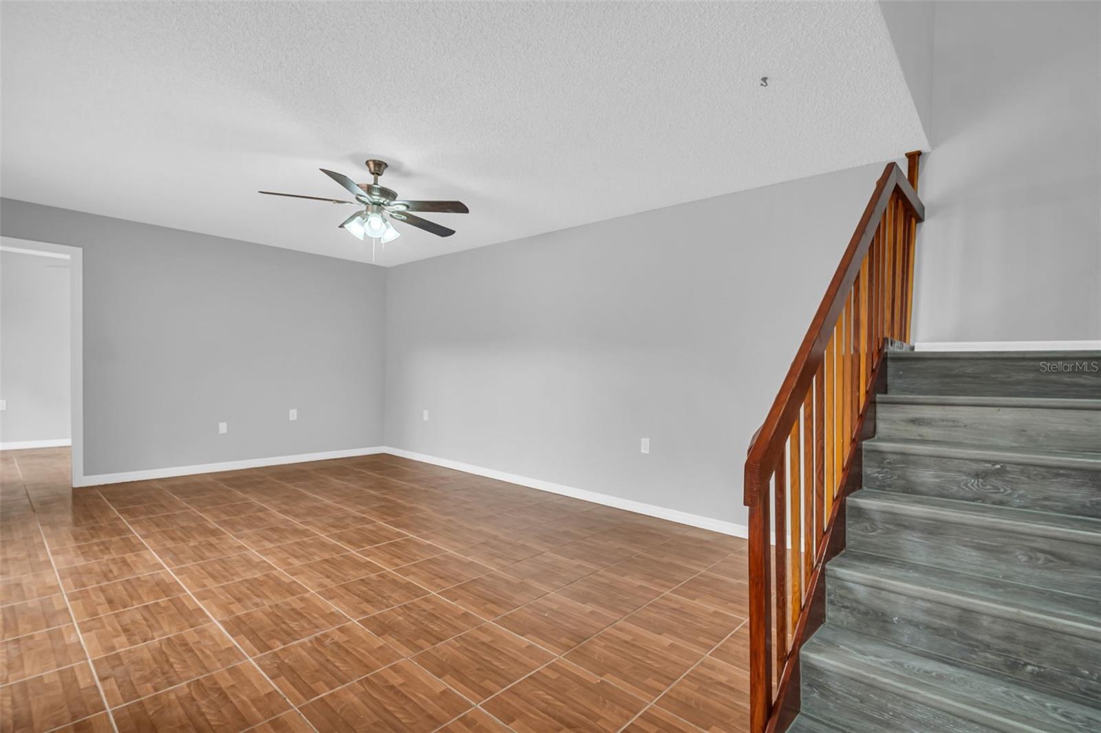 Image 5 of 55 For 714 1st Court