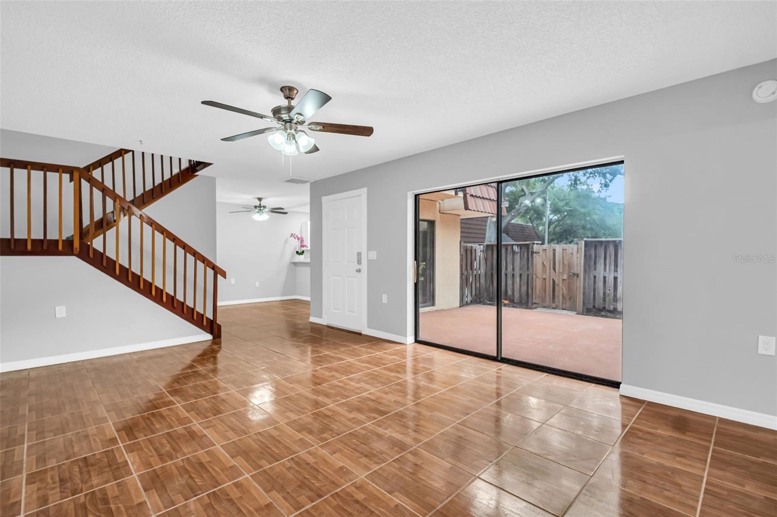 Image 7 of 55 For 714 1st Court