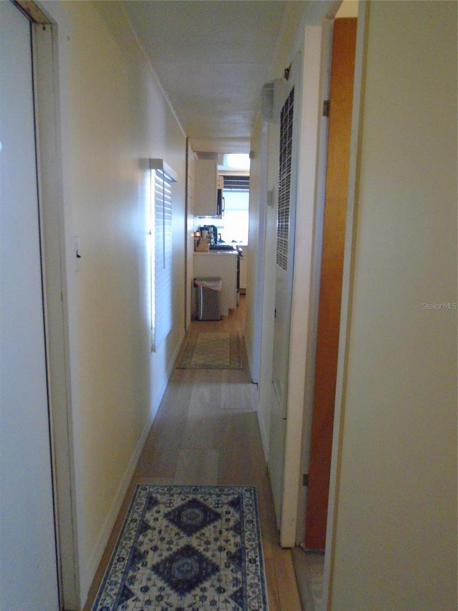 Image 17 of 29 For 5434 Fairfield Avenue S 1
