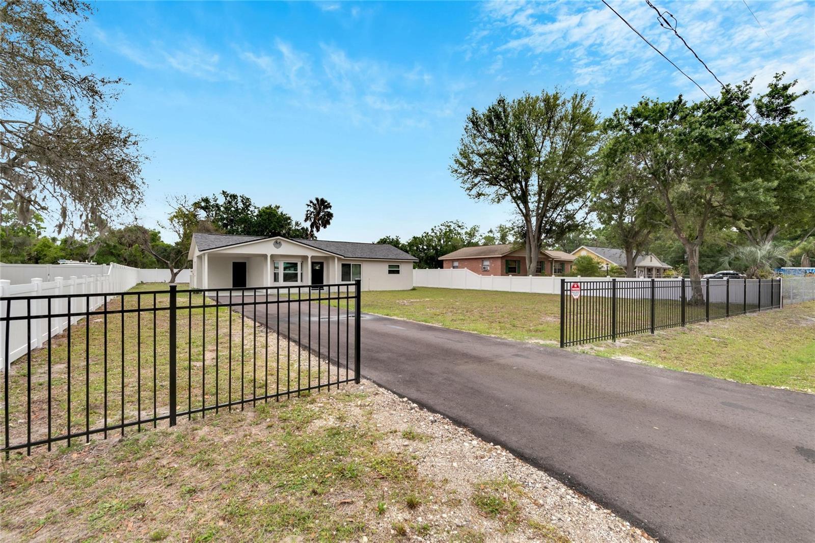 Image 4 of 32 For 9924 Prevatt Street