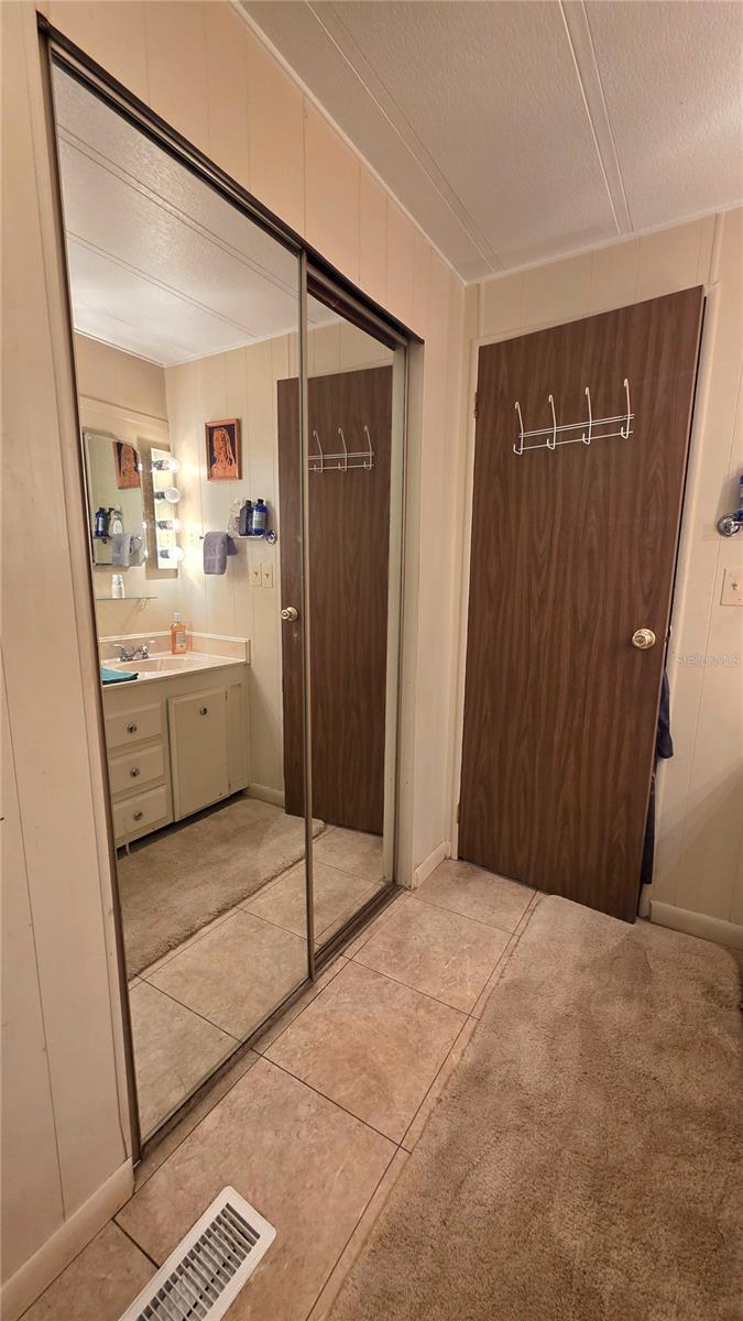 Image 41 of 74 For 5647 Arrowhead Drive