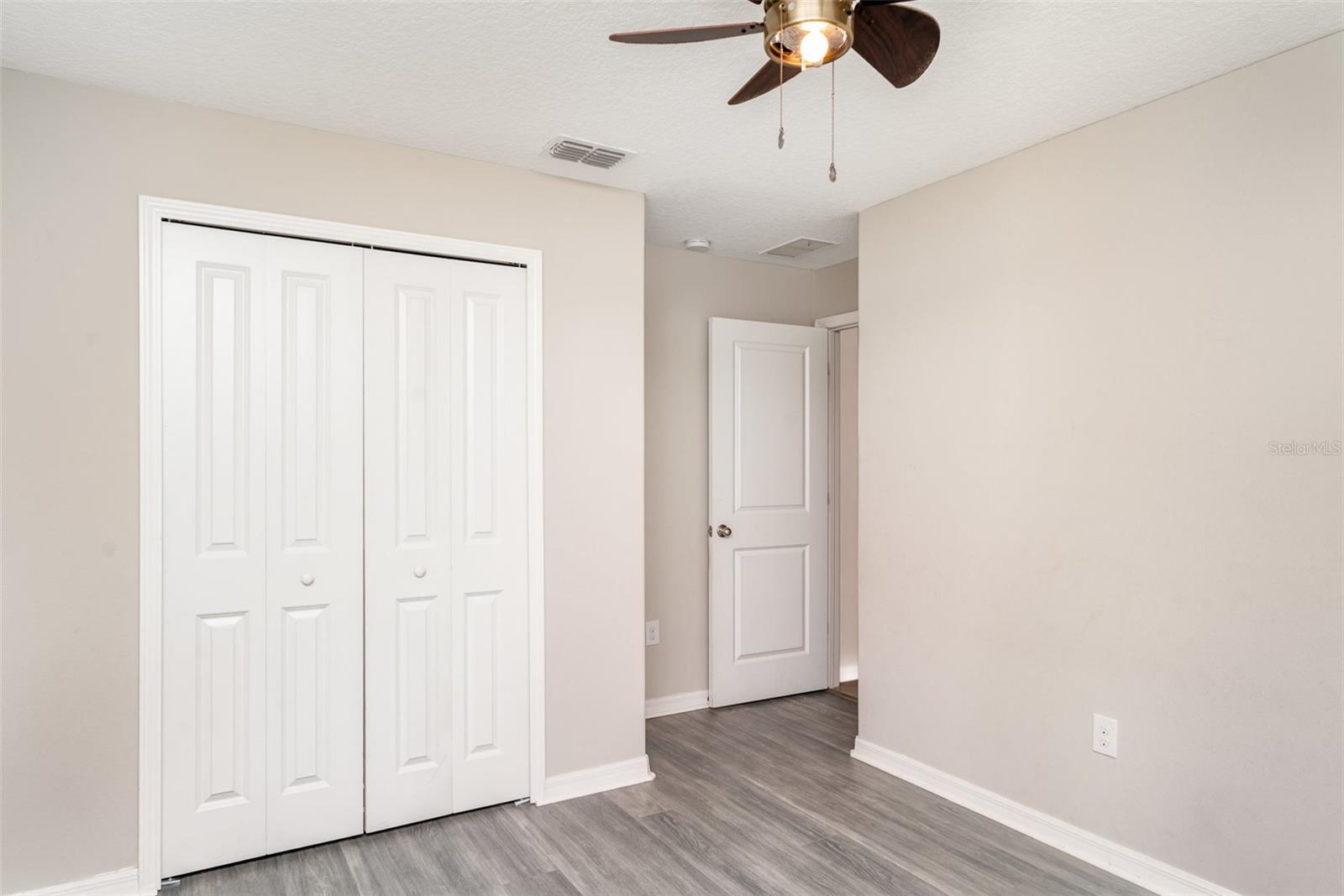 Image 19 of 25 For 7305 Tiger Trail Court