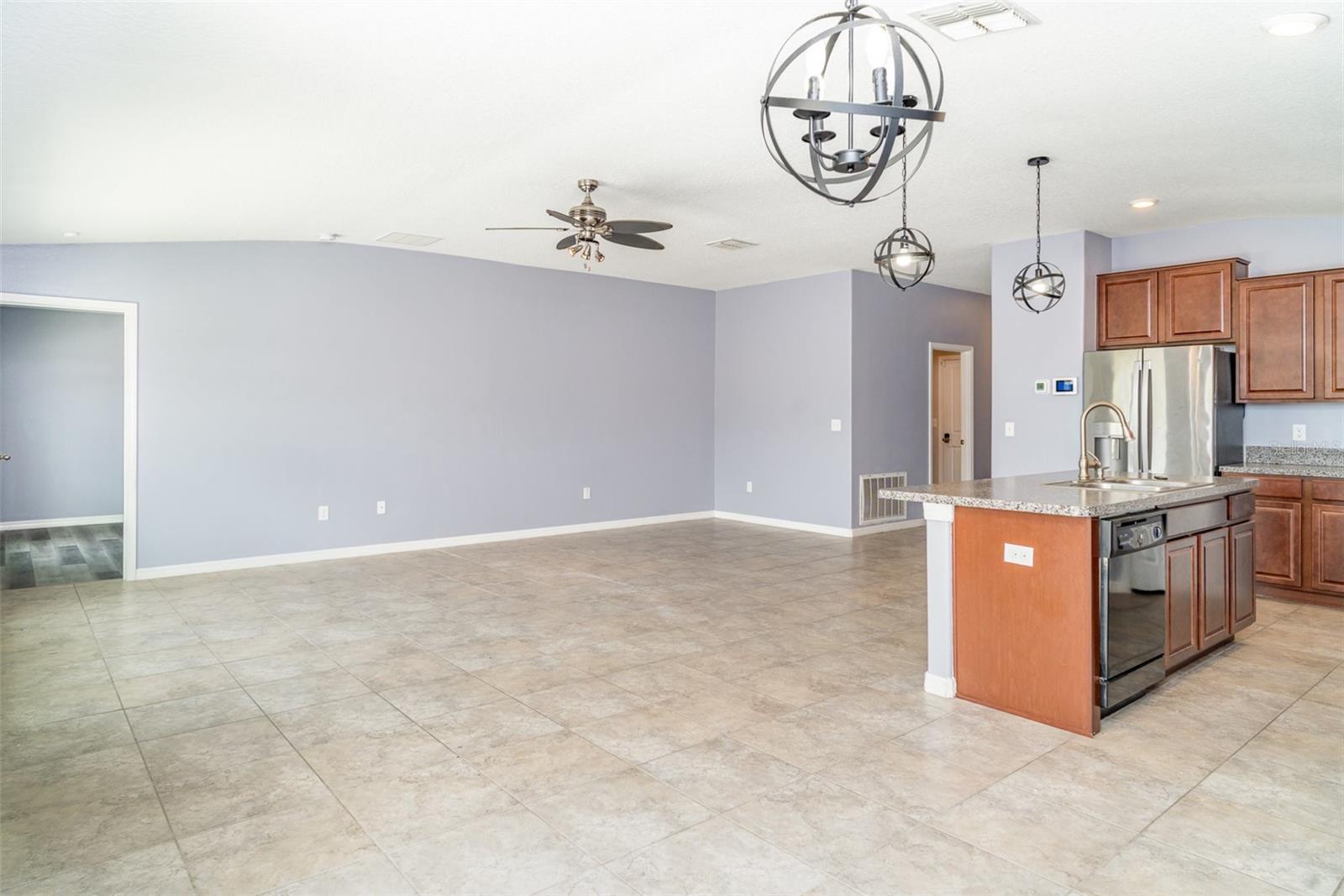 Image 8 of 25 For 7305 Tiger Trail Court