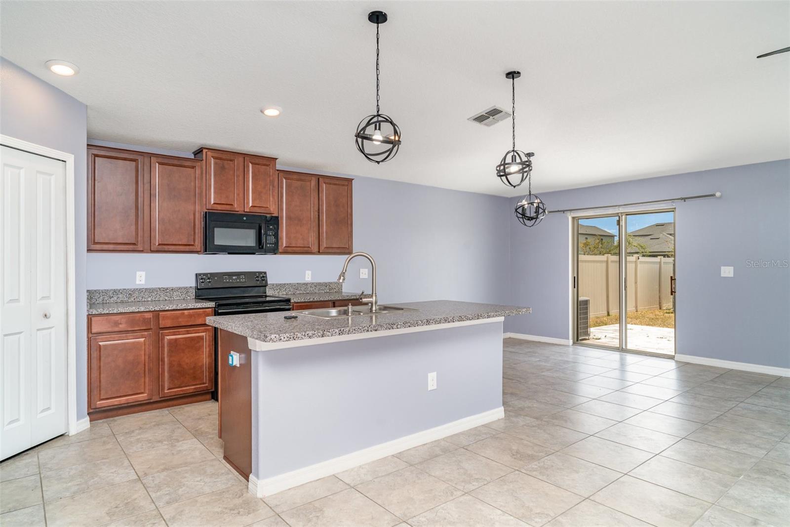 Image 9 of 25 For 7305 Tiger Trail Court