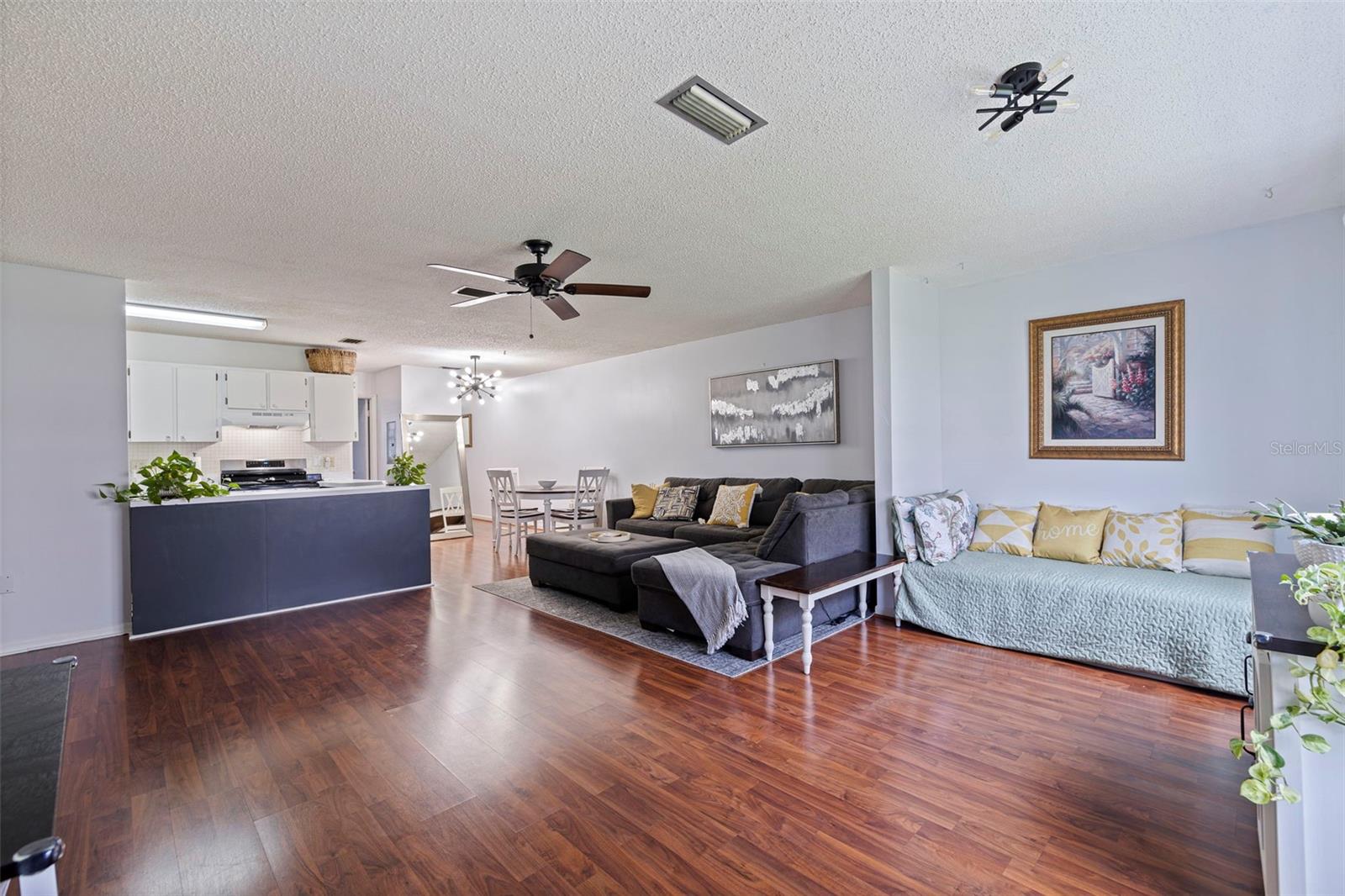 Image 13 of 36 For 5603 80th Street N 107