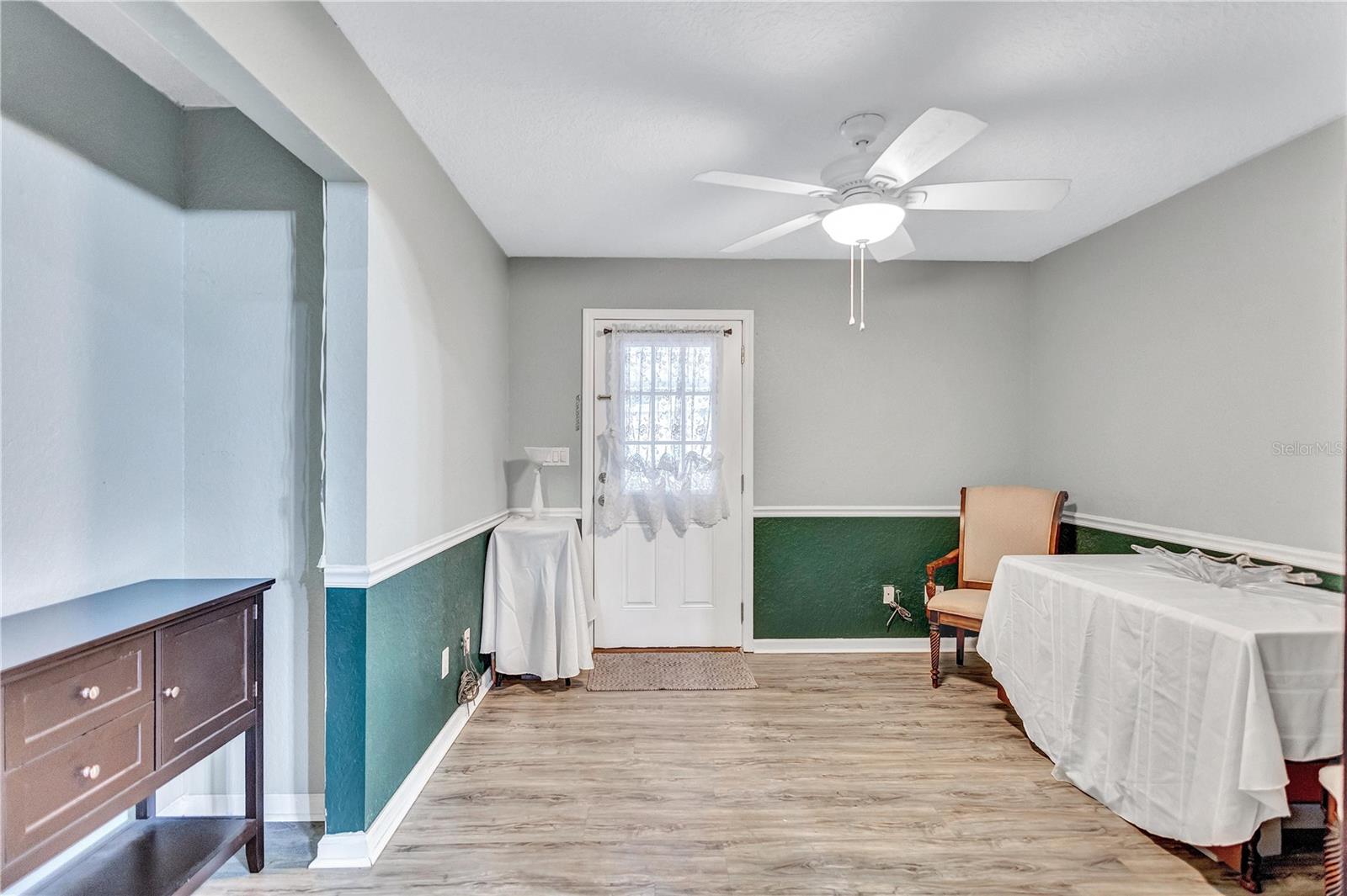 Image 17 of 46 For 2620 49th Avenue N