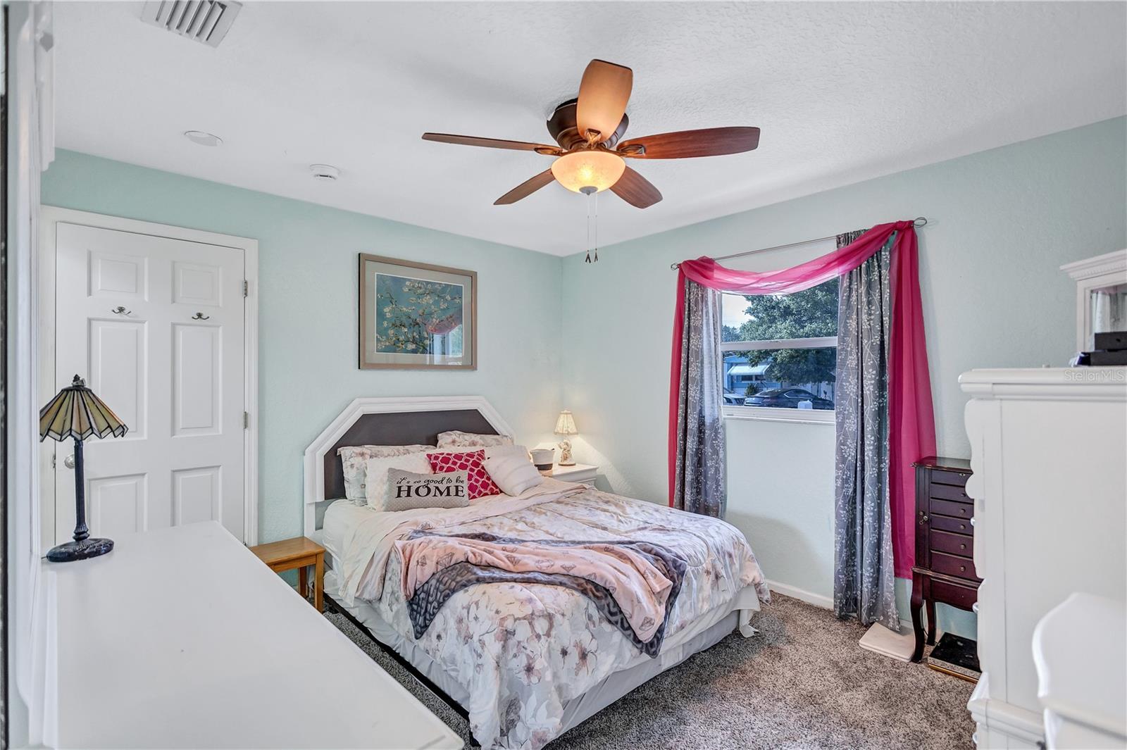 Image 23 of 46 For 2620 49th Avenue N
