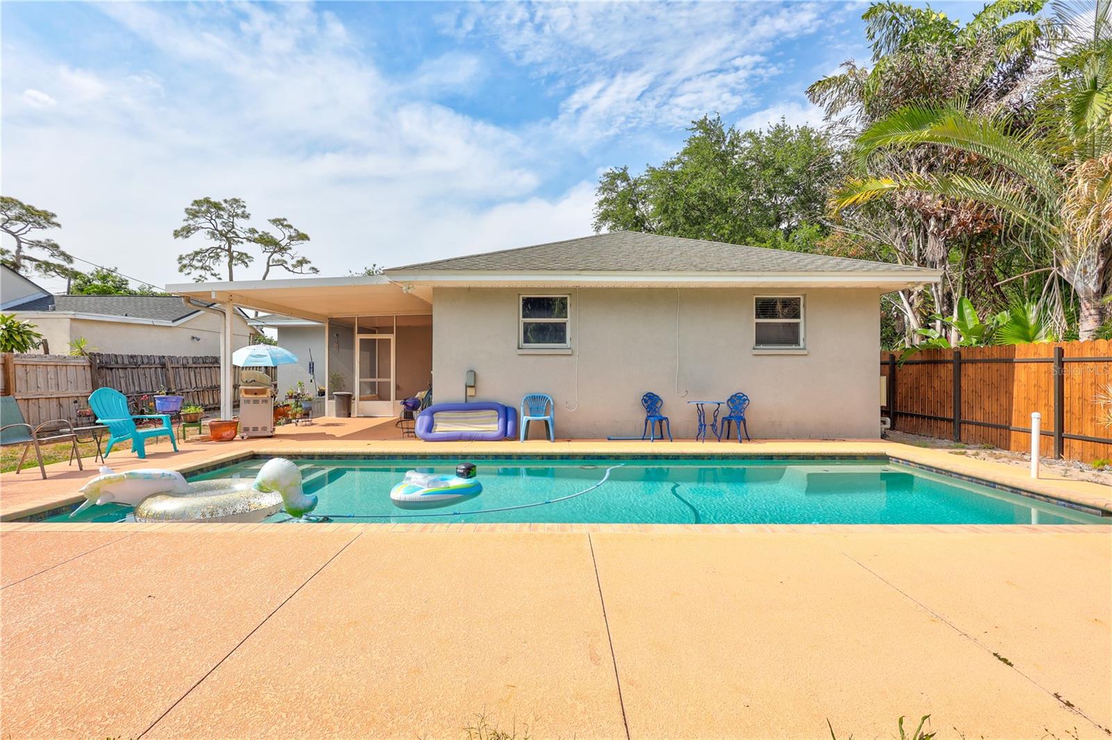 Image 35 of 46 For 2620 49th Avenue N