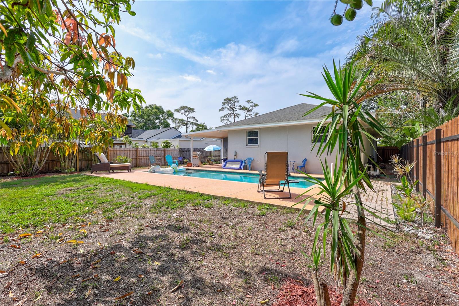 Image 45 of 46 For 2620 49th Avenue N