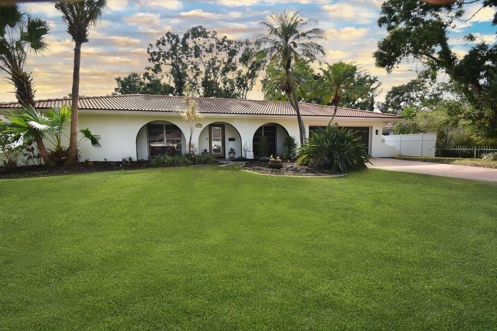 Details for 8740 15th Street N, ST PETERSBURG, FL 33702
