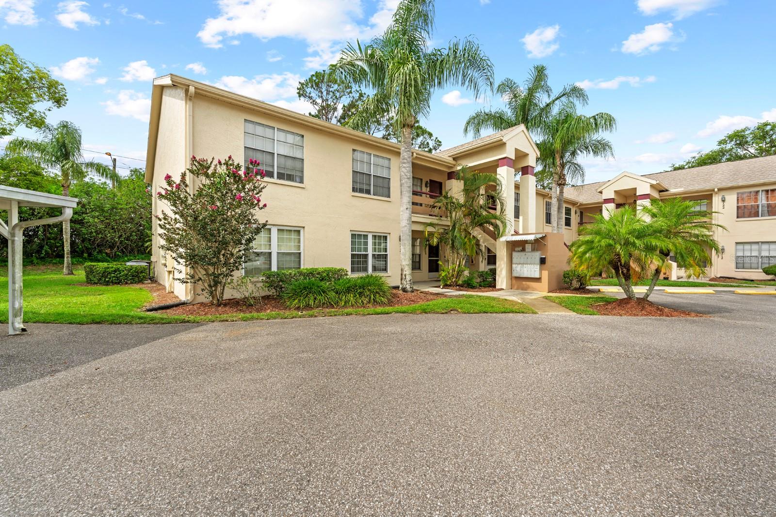 Image 2 of 37 For 7910 Hardwick Drive 717