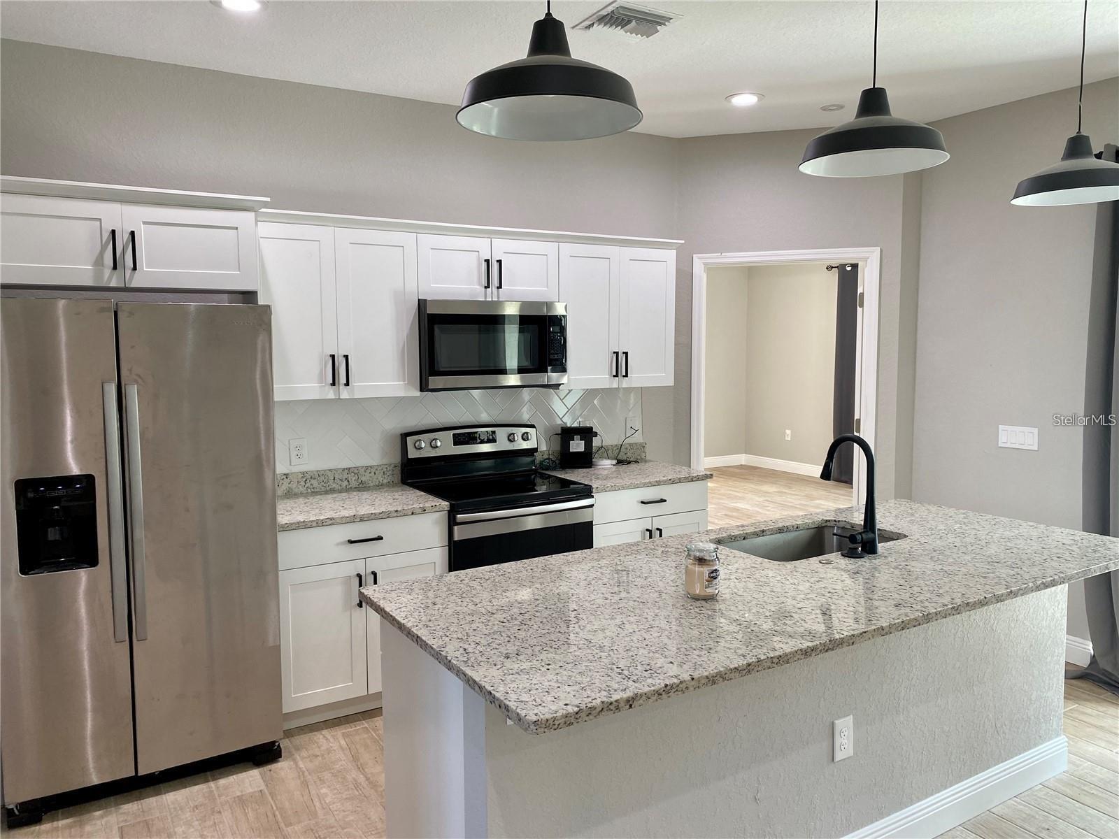 Image 4 of 12 For 700 14th Street