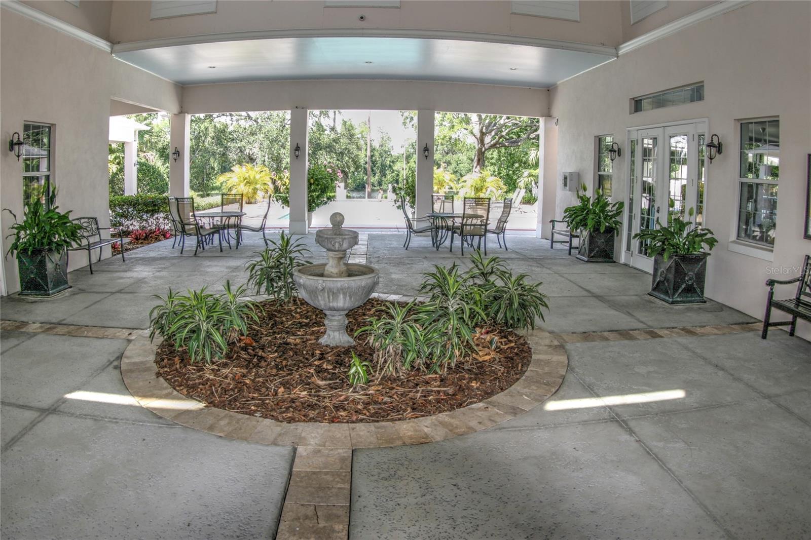 Image 15 of 18 For 6820 Muncaster Court