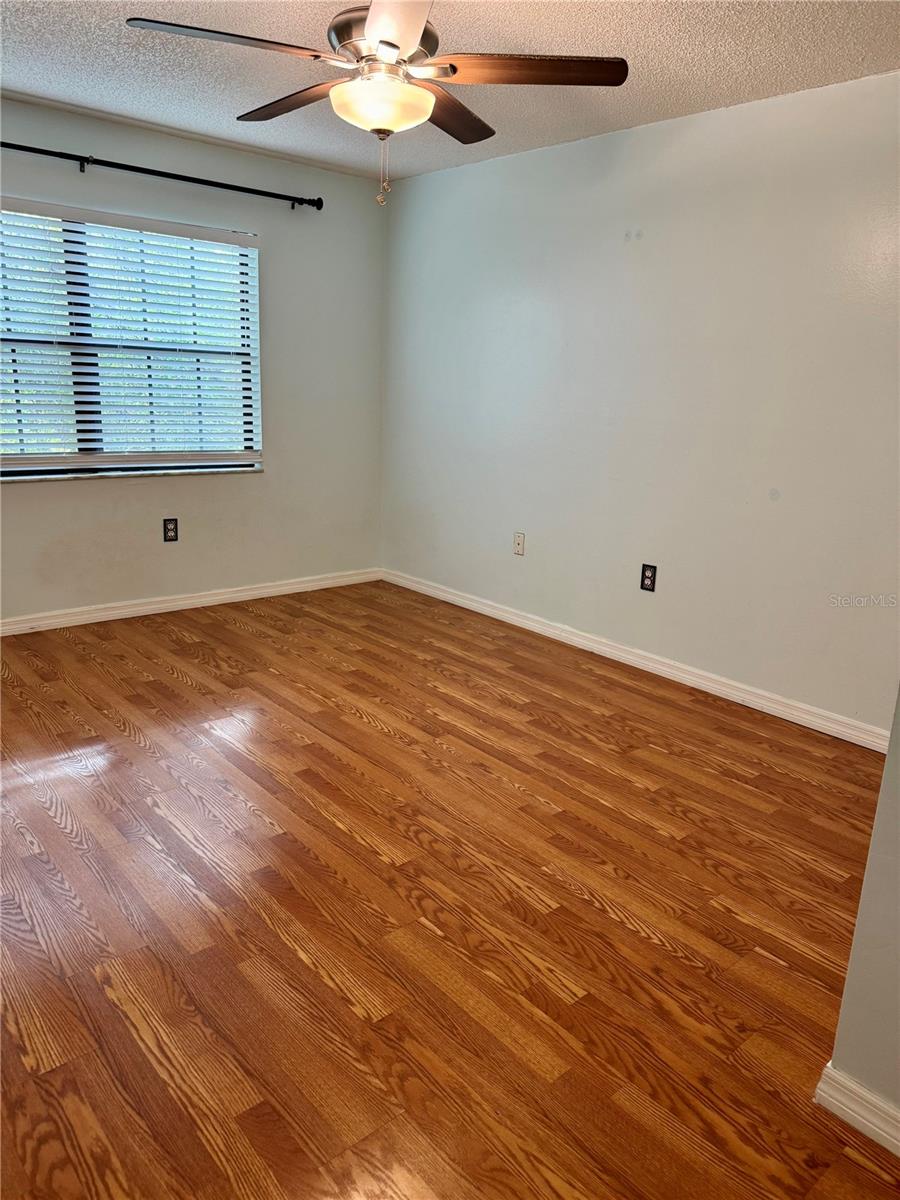 Image 12 of 27 For 1020 85th Avenue N 223