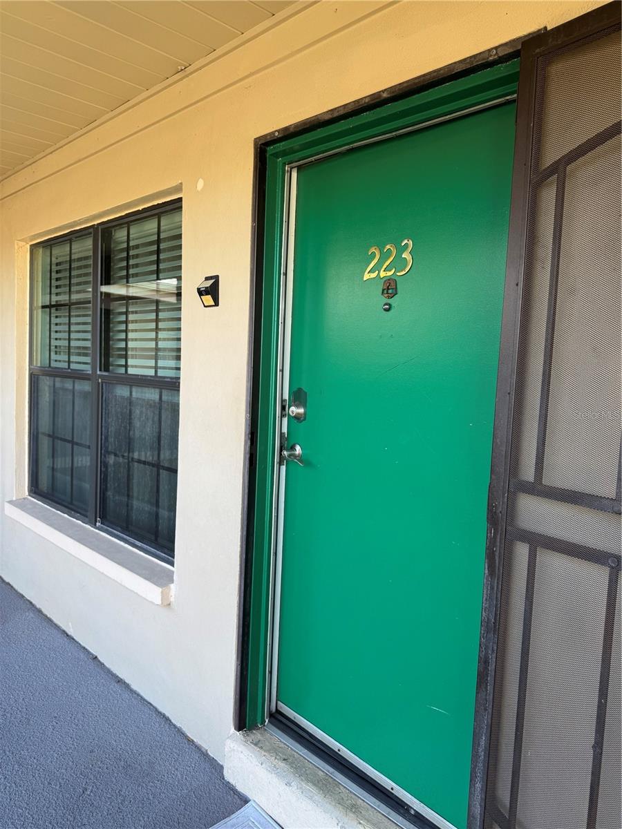 Image 19 of 27 For 1020 85th Avenue N 223