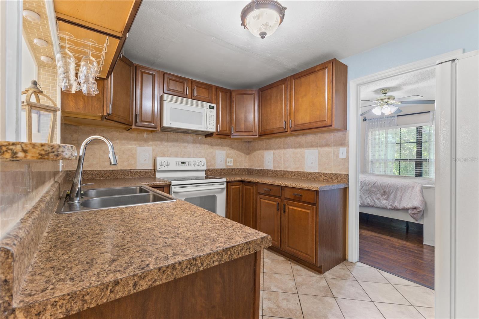 Image 6 of 27 For 1020 85th Avenue N 223
