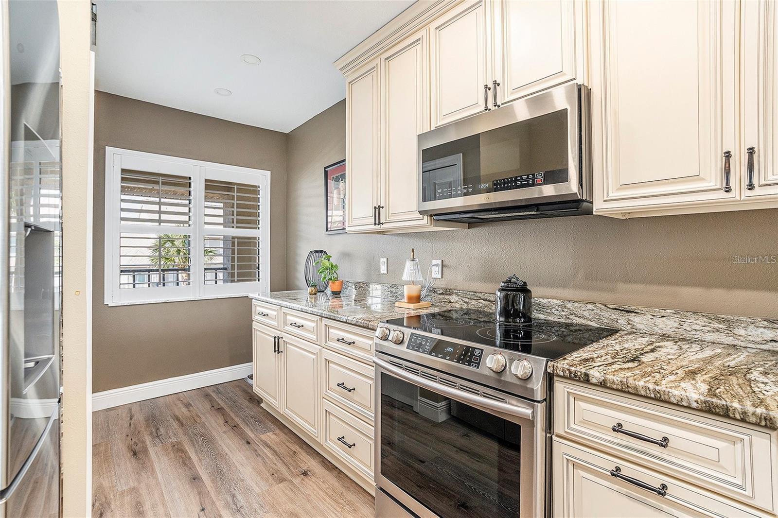 Image 12 of 37 For 8210 Aquila Street 223