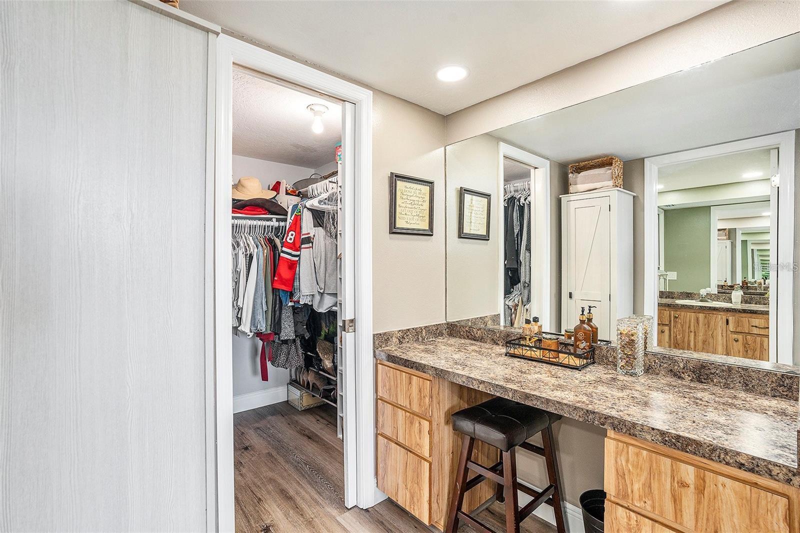Image 21 of 37 For 8210 Aquila Street 223