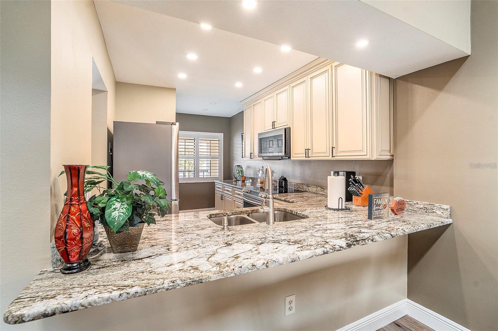 Image 9 of 37 For 8210 Aquila Street 223
