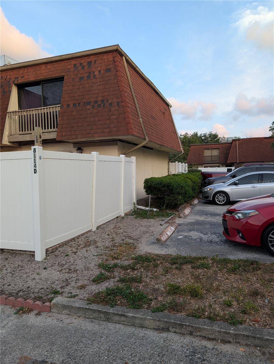 Image 4 of 8 For 8114 Oak Trace Way D
