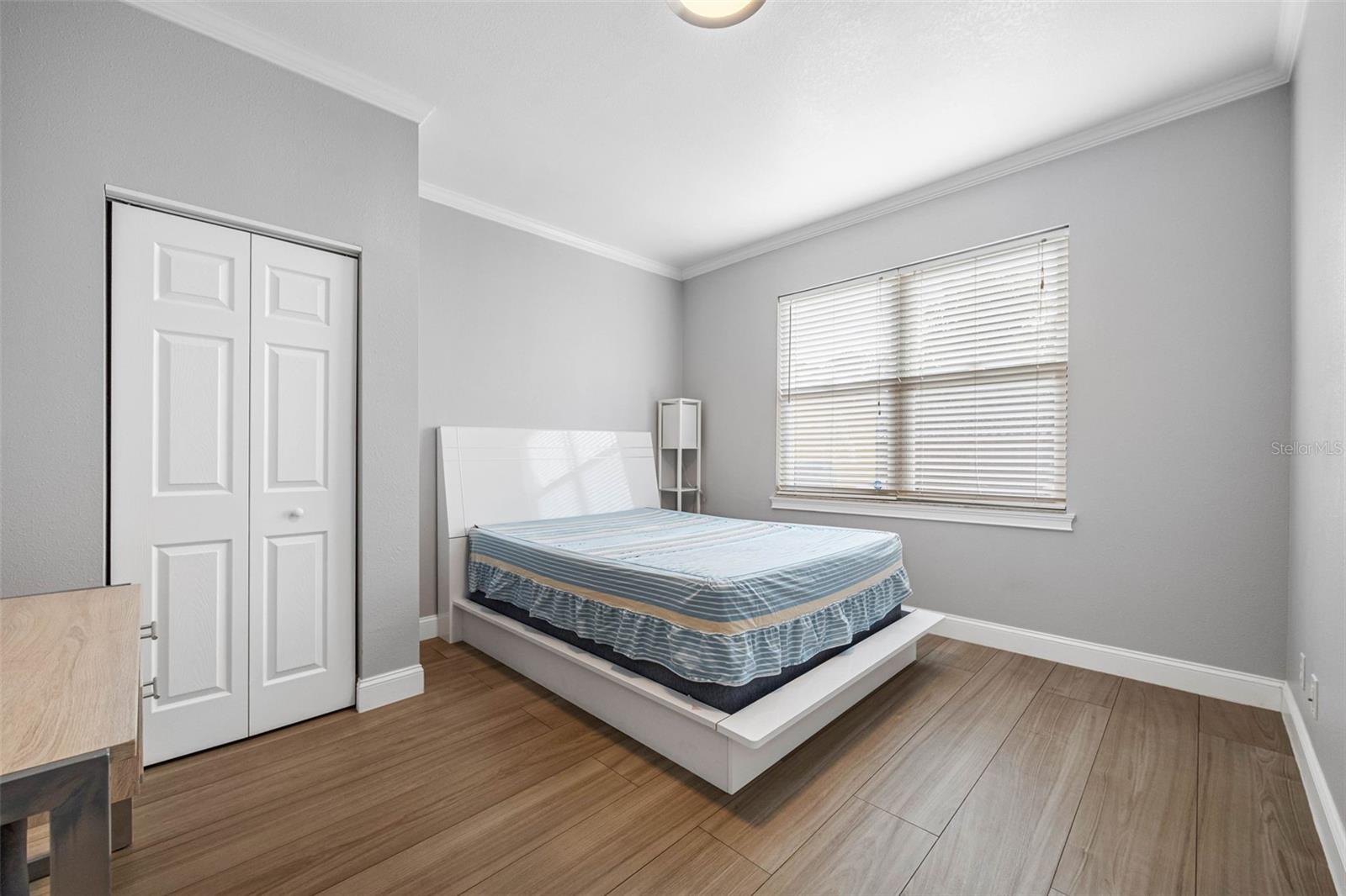 Image 15 of 53 For 534 Berkley Avenue