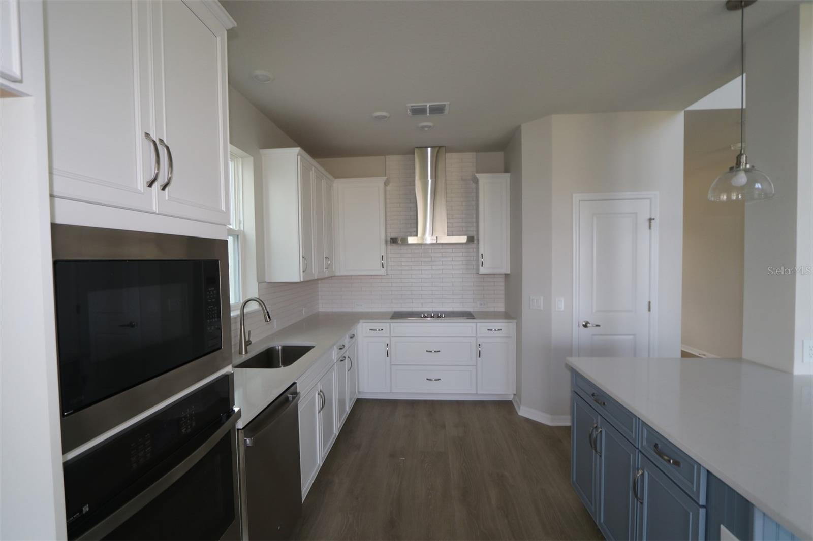 Image 10 of 45 For 16994 Cedar Valley Circle