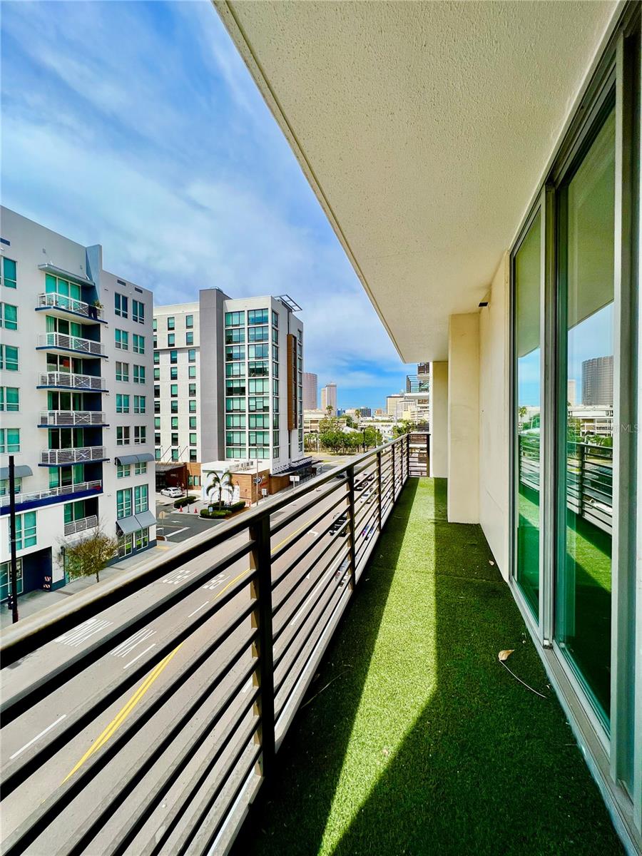 Image 31 of 32 For 1120 Kennedy Boulevard 411