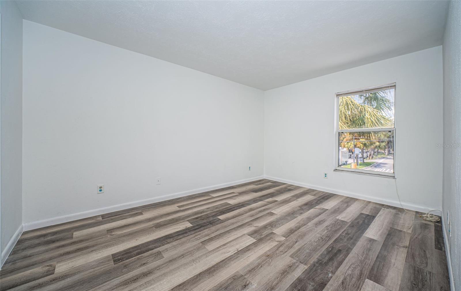 Image 11 of 39 For 1799 Highland Avenue 106