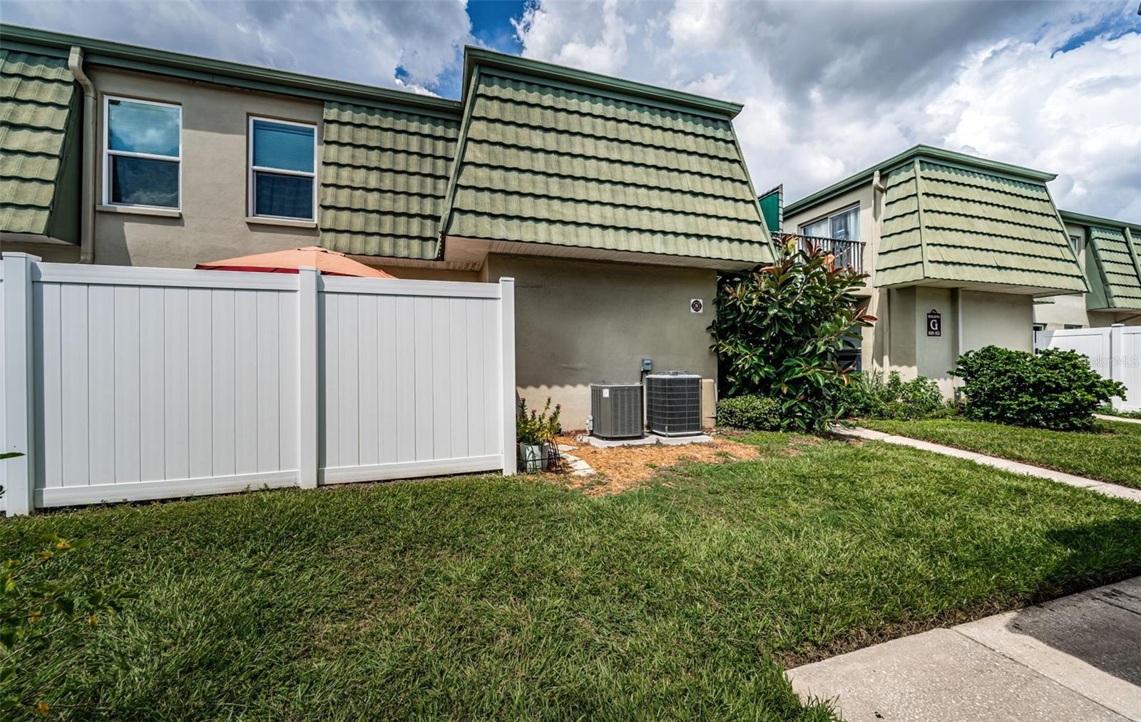 Image 34 of 39 For 1799 Highland Avenue 106