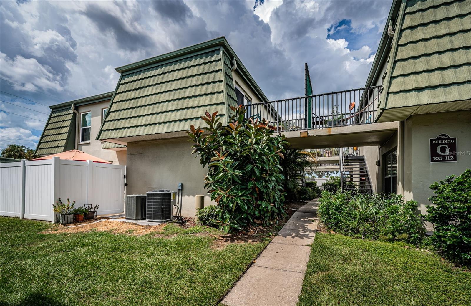 Image 36 of 39 For 1799 Highland Avenue 106