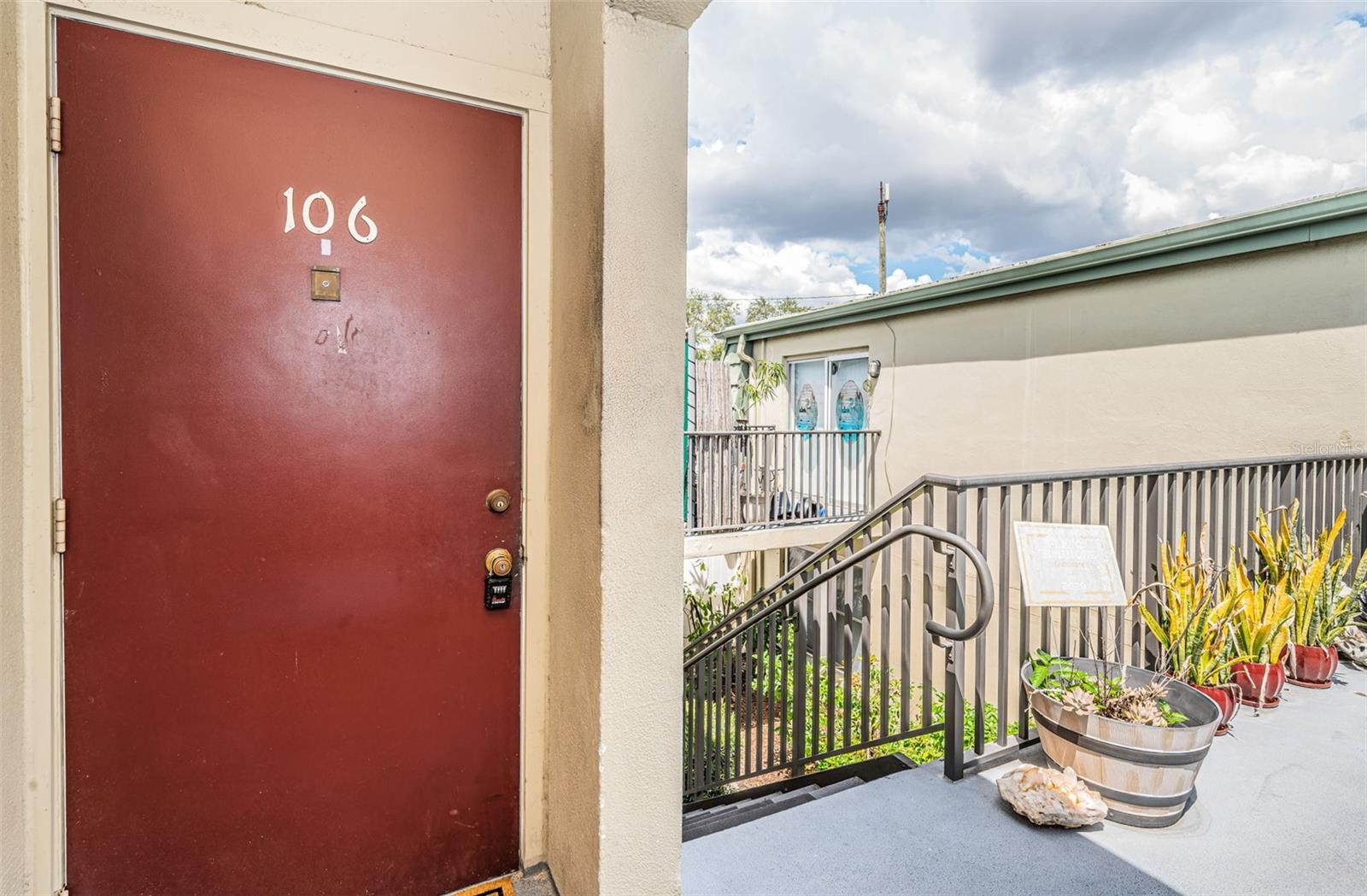 Image 4 of 39 For 1799 Highland Avenue 106