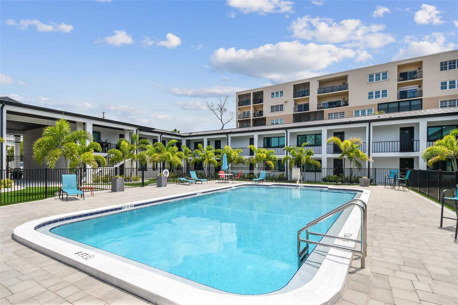 Details for 2942 Bay Drive 36, BELLEAIR BLUFFS, FL 33770