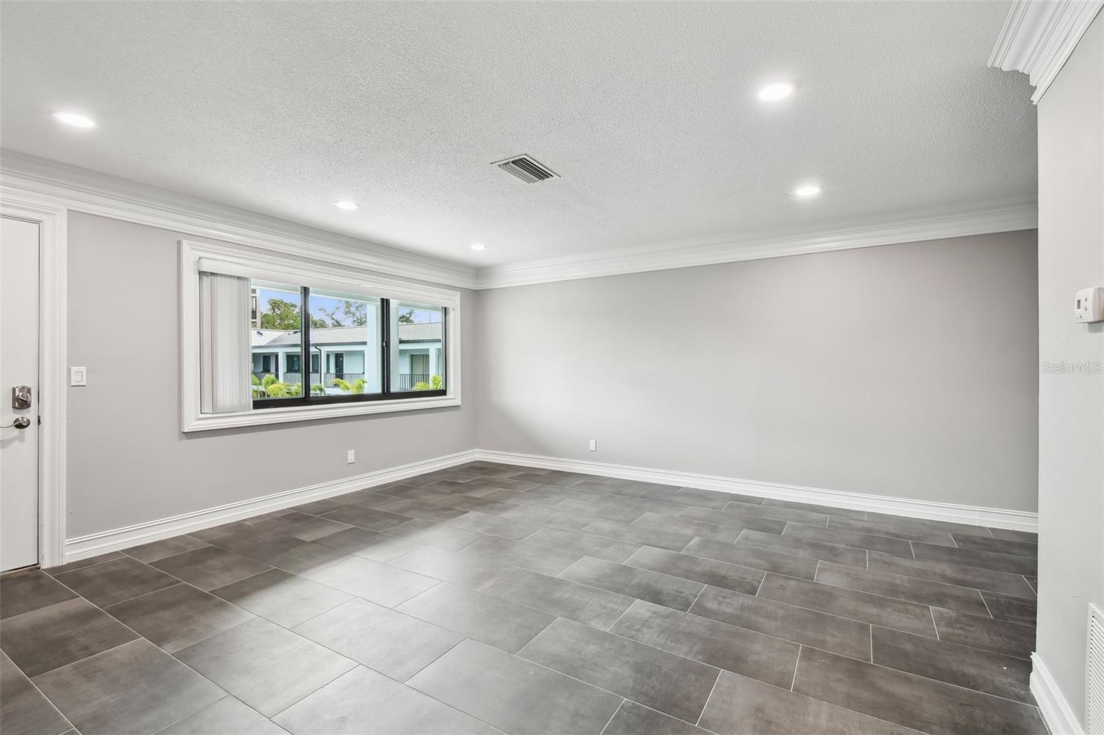 Image 6 of 50 For 2942 Bay Drive 36