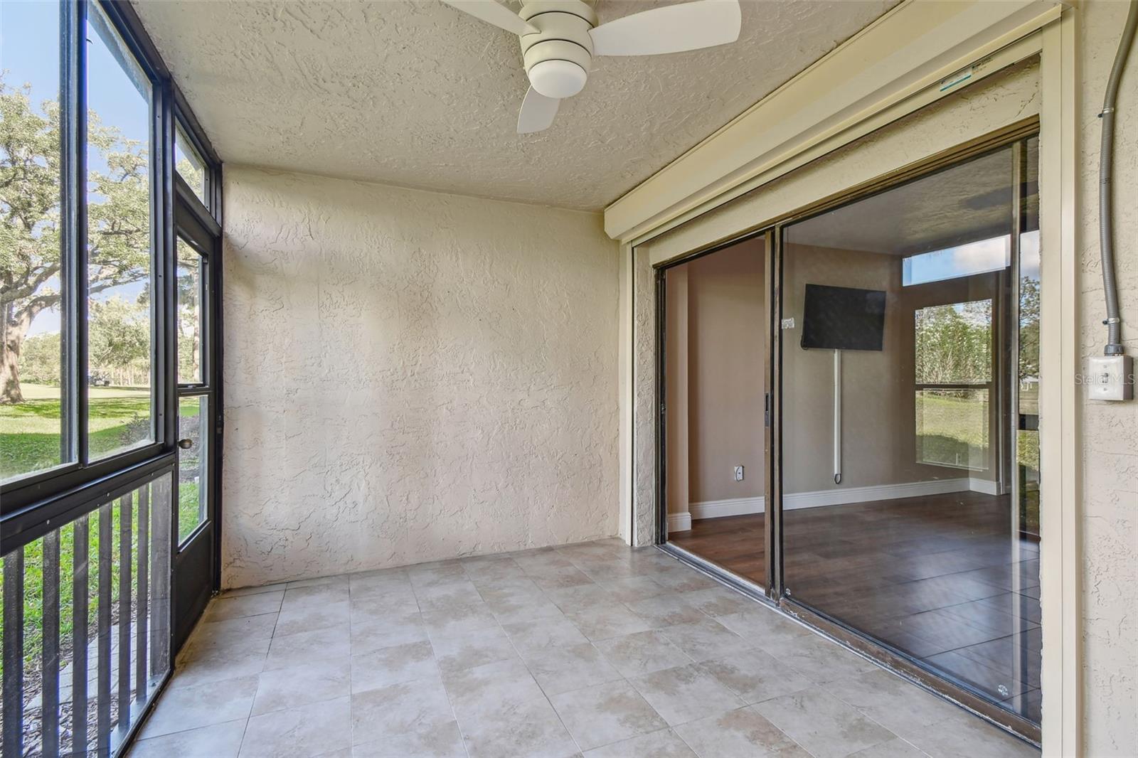 Image 35 of 90 For 13618 Greenfield Drive 105