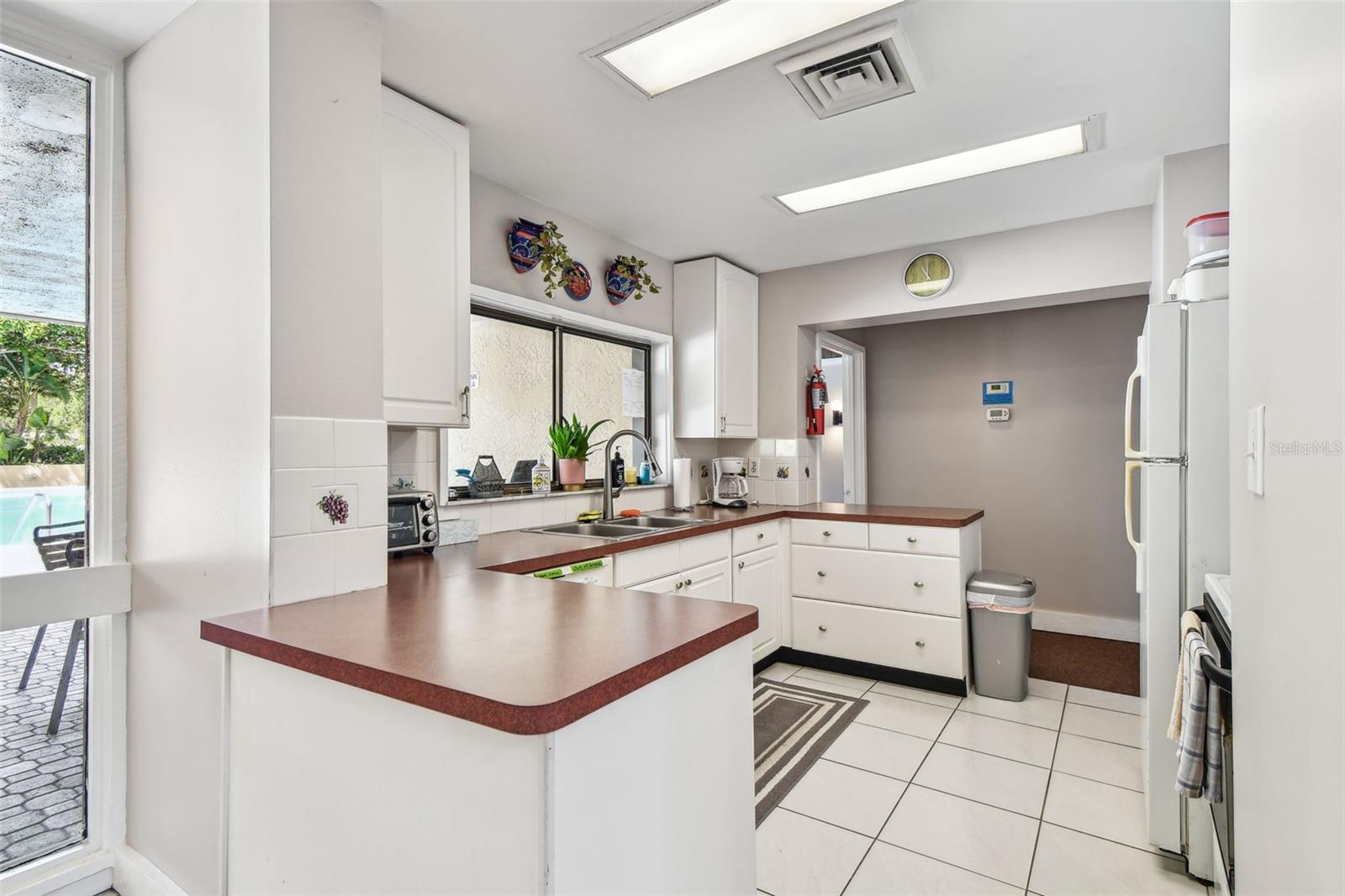 Image 57 of 90 For 13618 Greenfield Drive 105