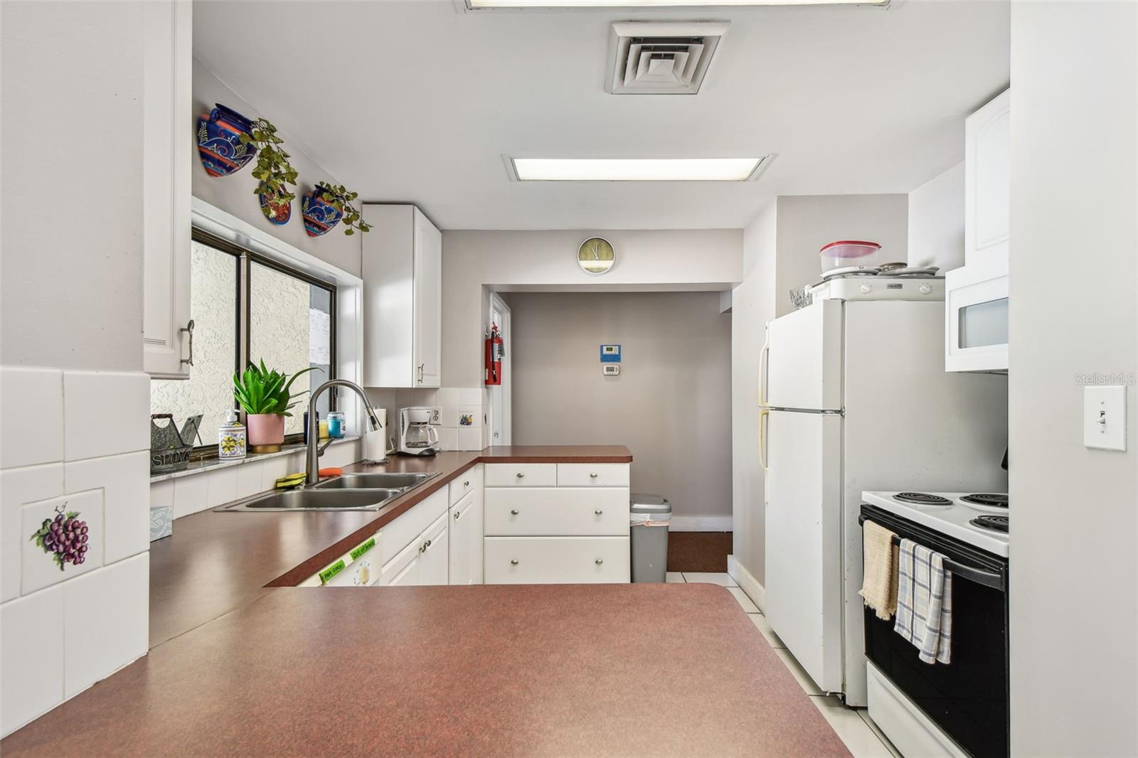 Image 58 of 90 For 13618 Greenfield Drive 105