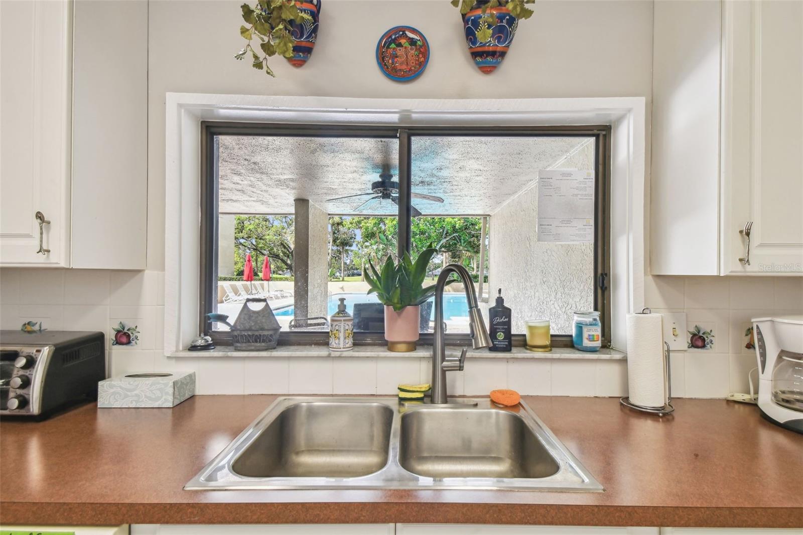 Image 60 of 90 For 13618 Greenfield Drive 105