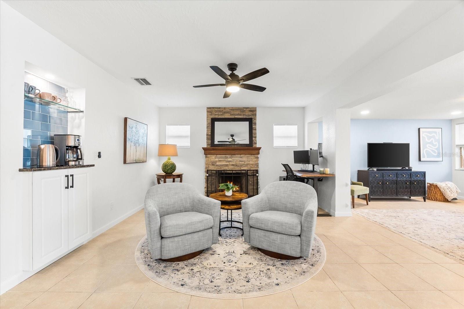Image 17 of 62 For 8848 Sunlit Cove Drive Ne