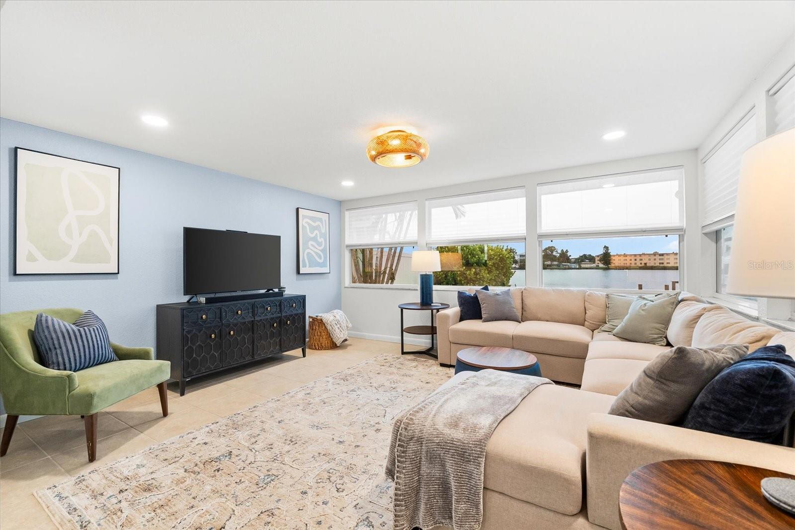 Image 20 of 62 For 8848 Sunlit Cove Drive Ne