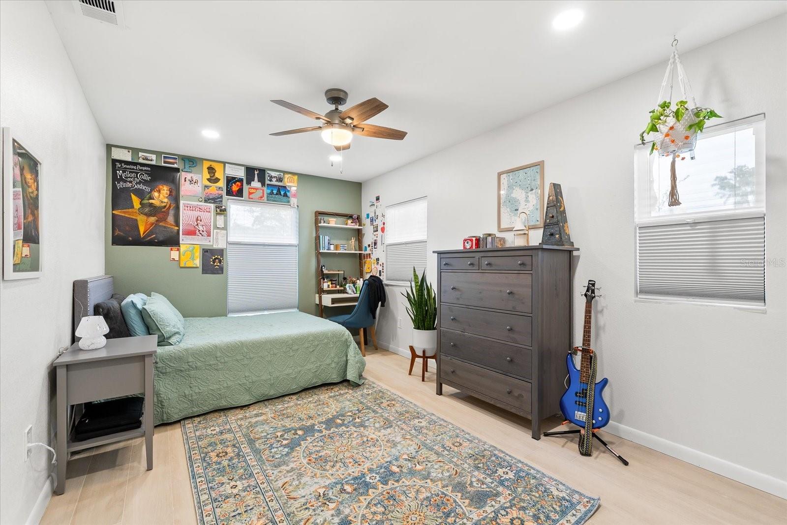 Image 30 of 62 For 8848 Sunlit Cove Drive Ne