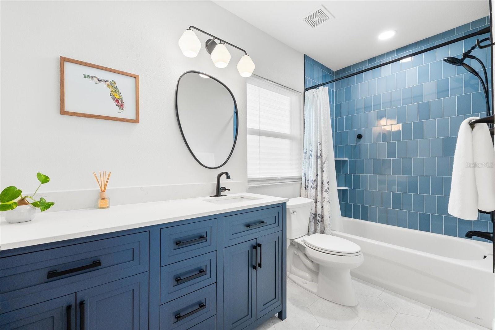 Image 32 of 62 For 8848 Sunlit Cove Drive Ne