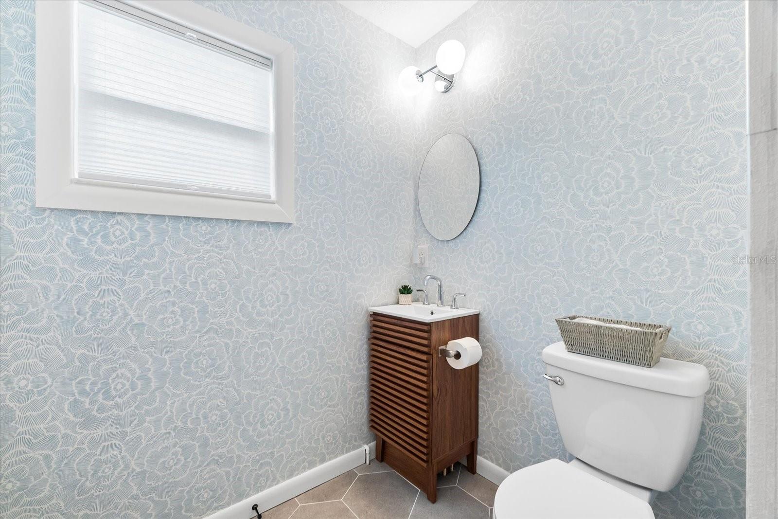 Image 7 of 62 For 8848 Sunlit Cove Drive Ne
