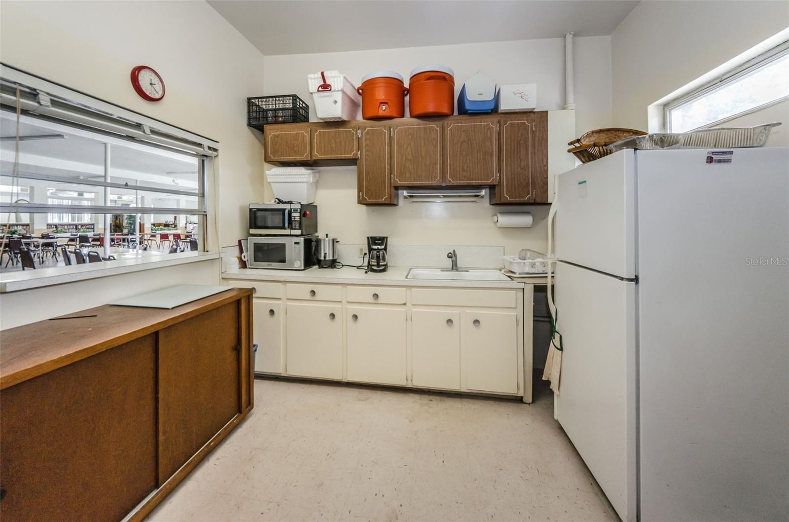 Image 36 of 41 For 5694 40th Terrace N 423
